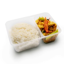 ข้าวผัดพริกแกง