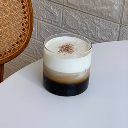 อายแสปนเนอร์