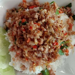 กระเพราหมูสับวุ้นเส้น