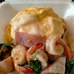 ข้าวไข่ข้นเพราแฮมกุ้ง
