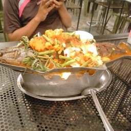 ฮูเซน น้ำอ้อย