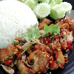 ไก่ทอด คั่วพริกเกลือ ครัวแม่ภา ข้าว กะ เส้น