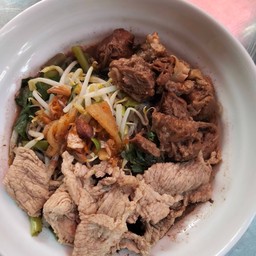 ก๋วยเตี๋ยวเรือน้ำตกหมู - หมูสด+หมูตุ๋น
