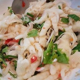 ยำตีนไก่ (เล็บมือนาง)