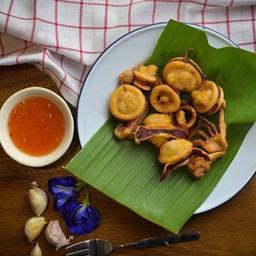 ทอดปลาหมึกไข่