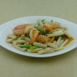 ไหลบัวผัดกุ้ง