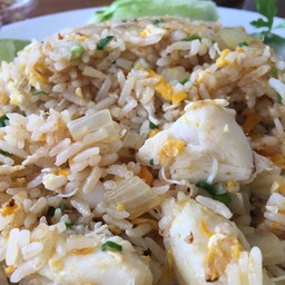 ข้าวผัดปู