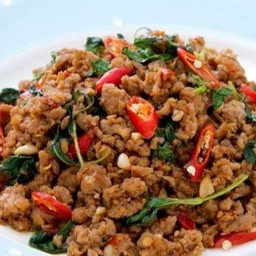 กระเพราไก่ราดข้าว