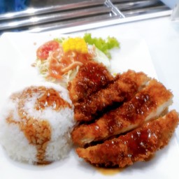 ข้าวหน้าไก่ทอดซอสเทอริยากิ