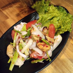 ข้าว ยำ กับแกล้ม (MB cafe')-เสม็ด