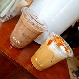Iced Mocha & Iced Caramel Macchiato