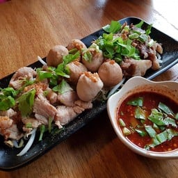 เต็กเตี๋ยวกัลปพฤกษ์