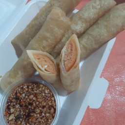 เปาะเปี๊ยะทอดเเฟนตาซี&ส้มตำยำร้อยล้าน