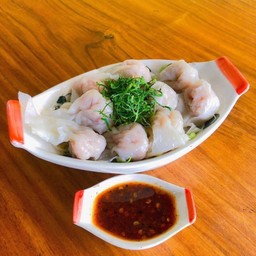 ลวกจิ้มเกี๊ยวปลา