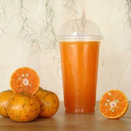 น้ำส้มคั้น