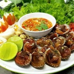 แซ่บปากเปิด