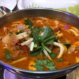 ต้มยำทะเลน้ำข้น หม้อไฟ