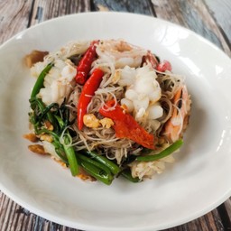 เส้นหมี่ผัดพริกสด