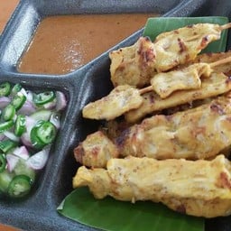 หมูสะเต๊ะชุดละ (10 ไม้)