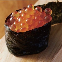 IKURA SUSHI 2PCS