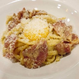 Pasta Inauthentic Carbonara