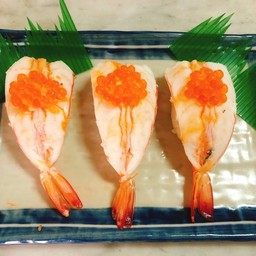 ข้าวปั้นหน้ากุ้งไข่มังกร