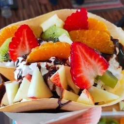 Filling Crepe ตลาดร้อยปี