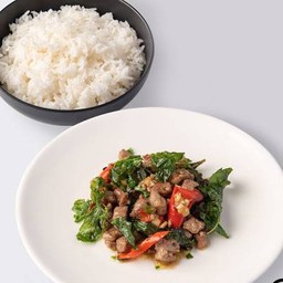 กะเพราเนื้อไทยวากิวราดข้าว