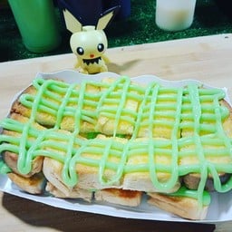 ปังปิ้งเตาถ่าน เนยชุ่ม นมฉ่ำ