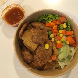 หมูกระทะไทย ขอหมูไม่ติดมันแต่ก็ได้มันหมูมาอยู่ดี