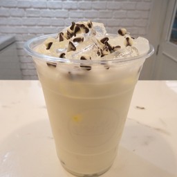 WHITE CHOC