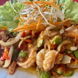 กุ้งผัดกะปิสะตอ