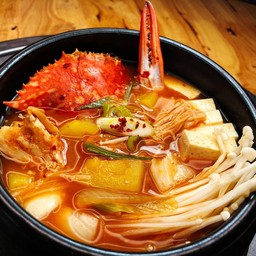 ข้าวกับซุปเต้าเจี้ยว