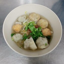 ก๋วยเตี๋ยวน้ำใส