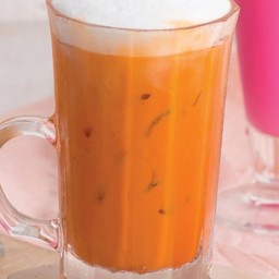 ICED THAI TEA LATTE