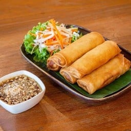 ปอเปี๊ยะทอดป้าแตน