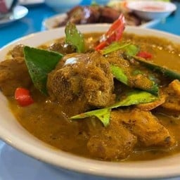 แกงคั่วไก่บ้าน