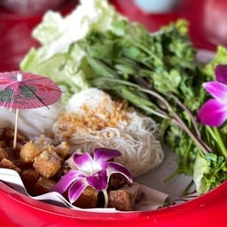 ก๋วยเตี๋ยวห้อยขากาแฟสดบ้านสวนมะลิ