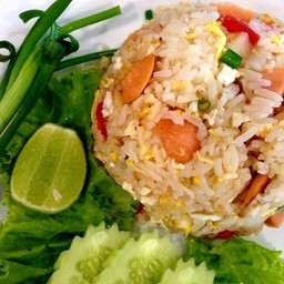 ข้าวผัดไส้กรอก