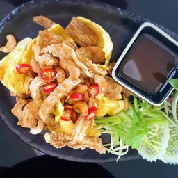 ยำสามกรอบเจ