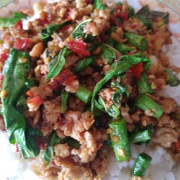 [อร่อยซ่ากับโค้ก] ข้าวกะเพราไก่ +  โค้ก ถุงกระดาษ