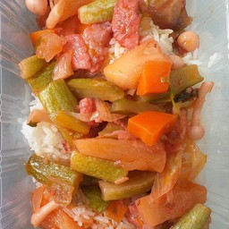 ข้าวแกงปักษ์ใต้ขนมจีนน้ำยาปู เจ้มุก