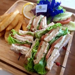 ทูน่าแซนวิช