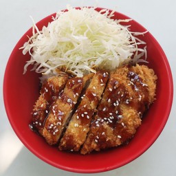 ข้าวหน้าหมูทอดราดซอสเกาหลี