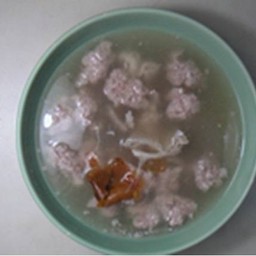 แกงจืดบ๊วยหมูสับ