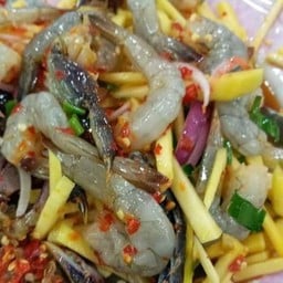 ตำมะม่วงกุ้งสด