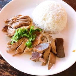 เป็ดพะโล้ราชวัตร เชียงใหม่