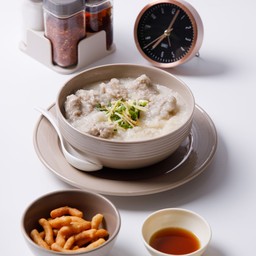 โจ๊กหมูล้วน