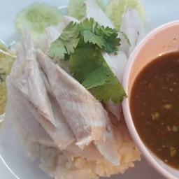 ข้าวมันไก่แจ๊ค
