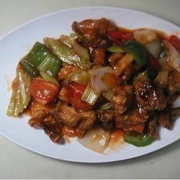 หมูผัดเปรี้ยวหวาน